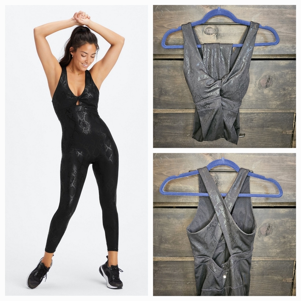 Fabletics Oasis Twist Front 7/8 Jumpsuit  Black Foil Snake